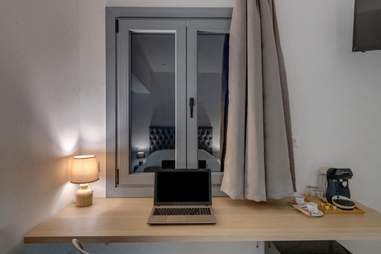 Chrysonisos Suites With Sunset & Seaviews Near Kini מראה חיצוני תמונה