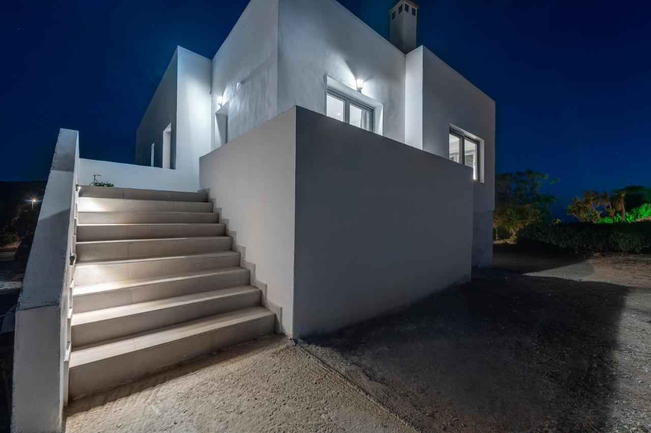 Chrysonisos Suites With Sunset & Seaviews Near Kini מראה חיצוני תמונה