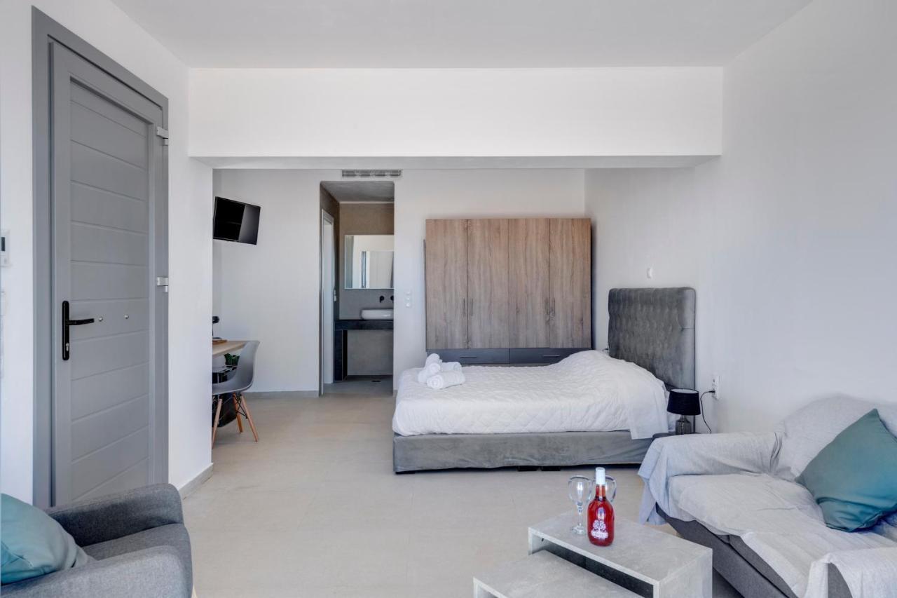 Chrysonisos Suites With Sunset & Seaviews Near Kini מראה חיצוני תמונה