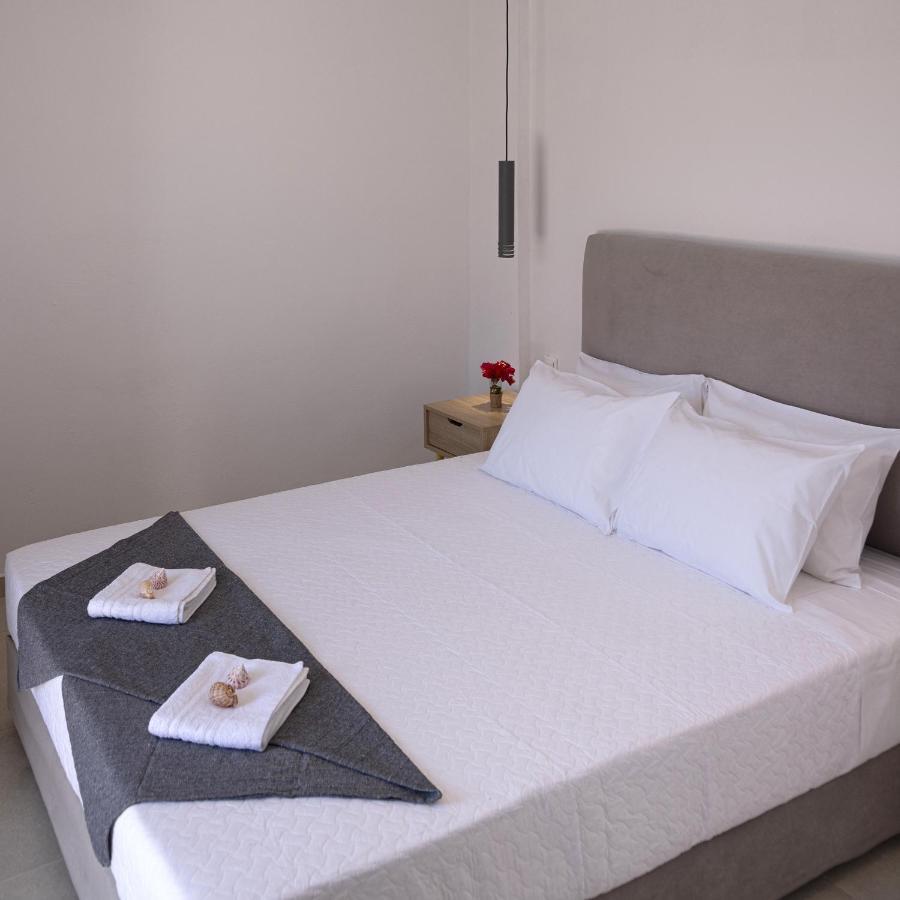 Chrysonisos Suites With Sunset & Seaviews Near Kini מראה חיצוני תמונה